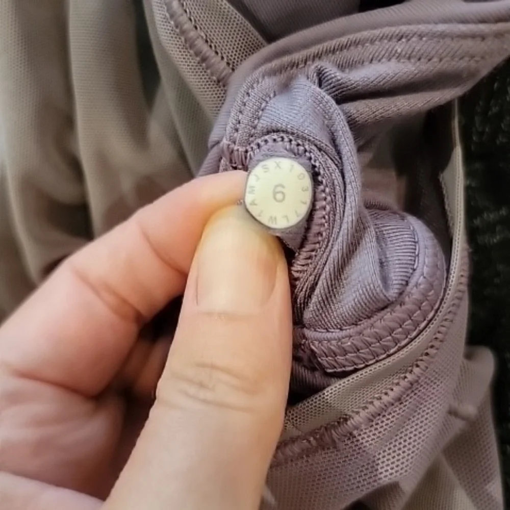 Lululemon Fresh in Mesh tank top - Dusky Lavender - Picture 9 of 11